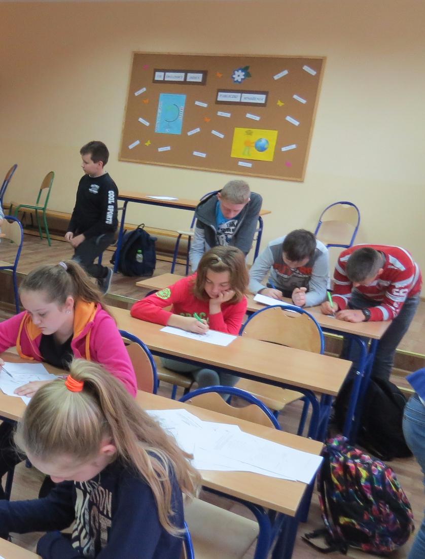 Głos Wielkopolski Numer 10 12/2017 Strona 2 www.gloswielkopolski.pl Światowy Dzień Tabliczki Mnożenia Dnia 17.10.2017.r w Szkole Podstawowej im.