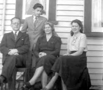 Od lewej: Zofia, Janina, Alfreda, Helena,