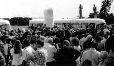 22 lutego 1975 roku. Odsłonięcie pomnika na terenie dawnego Obozu Polskich Dzieci w Pahiatua.