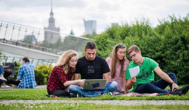 BOGATA OFERTA KSZTAŁCENIA Studia I, II stopnia i jednolite magisterskie nauki humanistyczne, społeczne, ścisłe, przyrodnicze kierunki z elementami nauk medycznych oraz inżynierskie europejskie studia