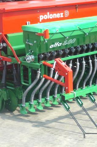 7. BUDOWA I ZASADA DZIAŁANIA Siewnik rzutowy ALFA do traw jest maszyną o konstrukcji ramowej, przystosowaną do zamontowania na siewniku Polonez D3/550 i D4/780. 9 2 11 3 4 5 8 10 7 1 6 Rys.7-1 Rys.