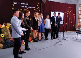 Między stoiskami przechadzały się baśniowe postacie, magowie, postacie z gier i kreskówek. Na targach można kupić super książki w super cenach.