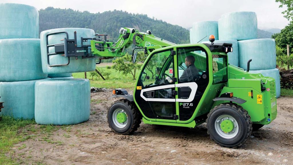 Kabina 3 Nowa ładowarka P7.6 ma taką samą modułową kabinę jak większe modele, przy czym przestrzeń i oszklona powierzchnia jakimi dysponuje operator, są jedyne w tej kategorii.