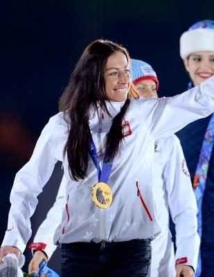 ! Podwójny złoty medalista JUSTYNA KOWALCZYK złota medalistka w biegu na 10km stylem klasycznym Justyna biegła ze złamaną stopą ZBIGNIEW