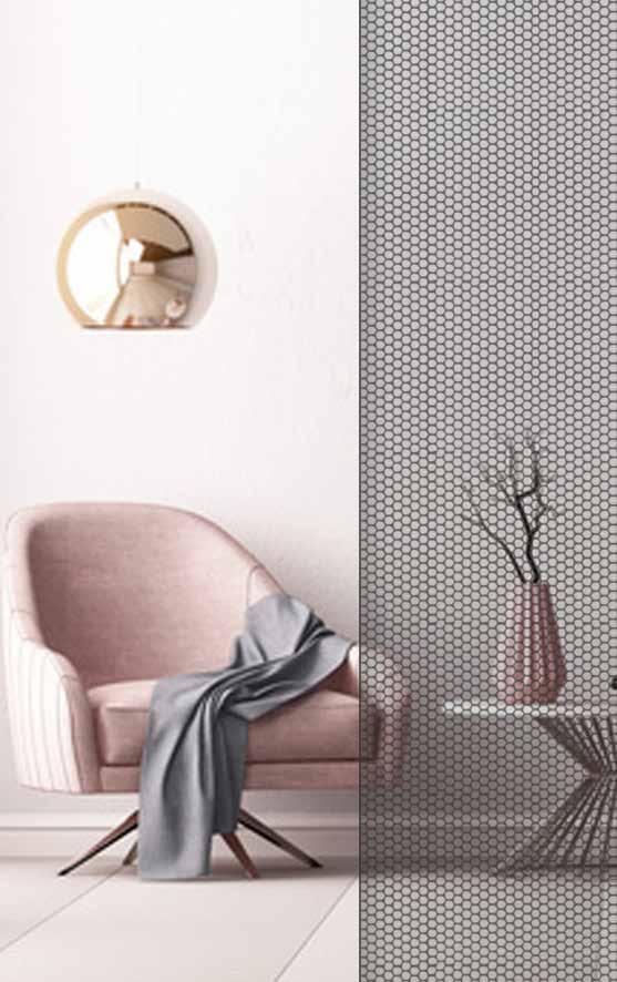 ZALETY TEX GLASS to szkło laminowane, dzięki czemu ma lepsze parametry bezpieczeństwa szkło po stłuczeniu zostaje zatrzymane na folii i nie rozpada się.