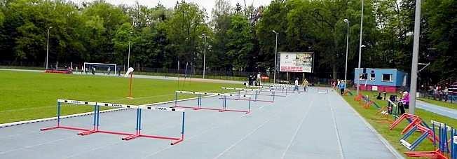 06.05.2017 - Białogard - Mityng Otwarcia Sezonu LA 6 maja 2017 roku na stadionie lekkoatletycznym w Białogardzie odbył się Mityng Otwarcia Sezonu Lekkoatletycznego.