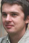 48 A. Smolarczyk, W. Chmielak Dr inż. Waldemar CHMIELAK ukończył studia wyższe na Wydziale Elektrycznym Politechniki Warszawskiej w 1998 roku uzyskując stopień magistra inżyniera.