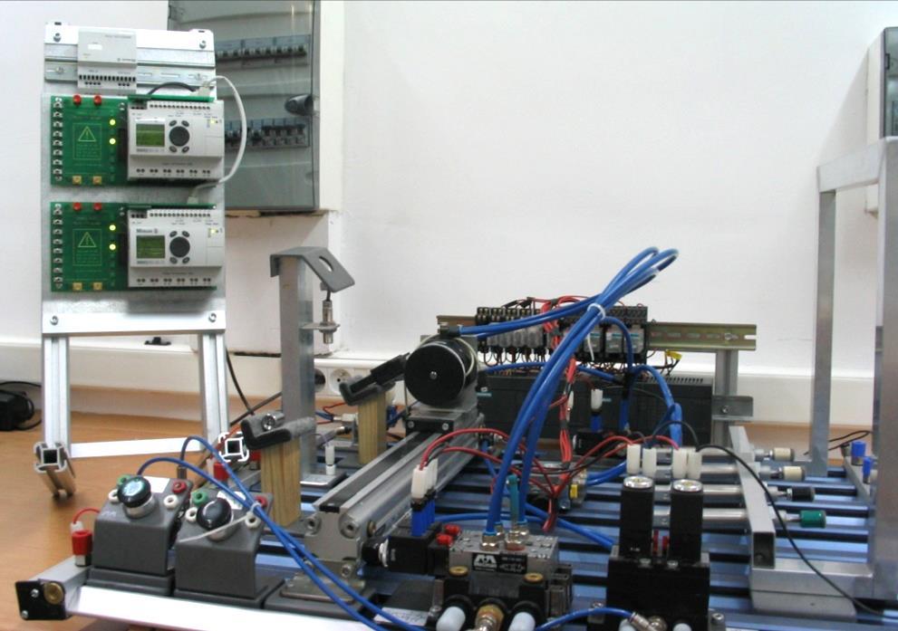 SPECJALNOŚĆ: ELEKTRYCZNE UKŁADY MECHATRONIKI Możliwości zatrudnienia zakłady produkujące elementy wykonawcze automatyki i mechatroniki, urządzenia elektromagnetyczne oraz maszyny elektryczne i