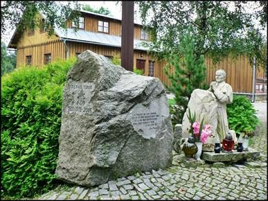 Szkaplerznej 112b.