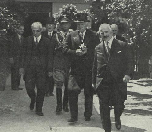 212 Maszyny Elektryczne - Zeszyty Problemowe Nr 1/2017 (113) Do Warszawskiego Koła Stowarzyszenia Elektryków Polskich został przyjęty 14 VI 1922 r.