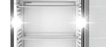 Wysokowydajny system chłodzenia zapewnia szybkie schładzanie produktów. Atrakcyjnie podświetany panel.