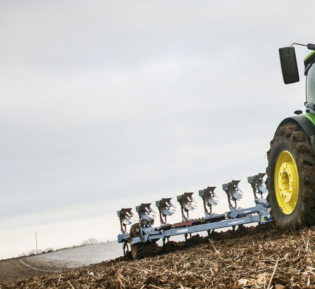 10 ZAAWANSOWANA TECHNOLOGIA PODWÓJNEGO SPRZĘGŁA Przekładnia DirectDrive łączy płynną zmianę biegów z oszczędnością paliwa zapewnianą przez przekładnie mechaniczne.
