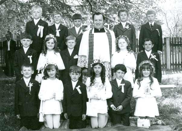 20 Historia życia kapłana. Ksiądz Kanonik Edward Kłopotek Zdjęcie 30 Rok 1974 (około). Starościn.