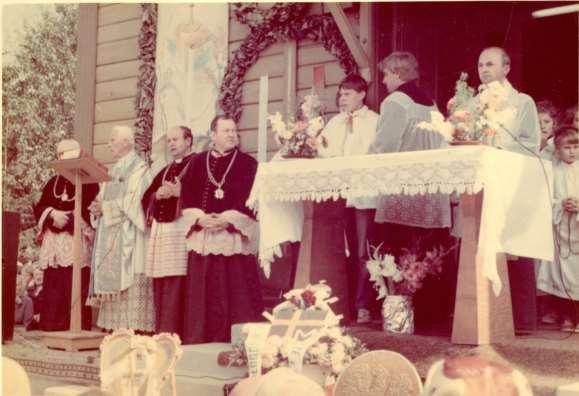38 Historia życia kapłana. Ksiądz Kanonik Edward Kłopotek Zdjęcie 64 Rok 1987. Strzyżów.