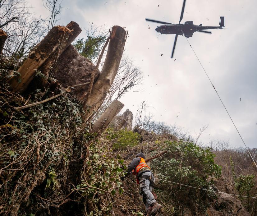 Border post positions - highest helicopter pilot
