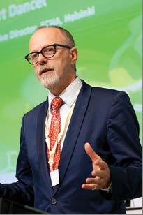 SŁOWO WSTĘPNE DYREKTORA WYKONAWCZEGO Wieloletni program prac na lata 2014 2018 9 Przedstawiamy Państwu wieloletni program prac Europejskiej Agencji Chemikaliów na lata 2014 2018.