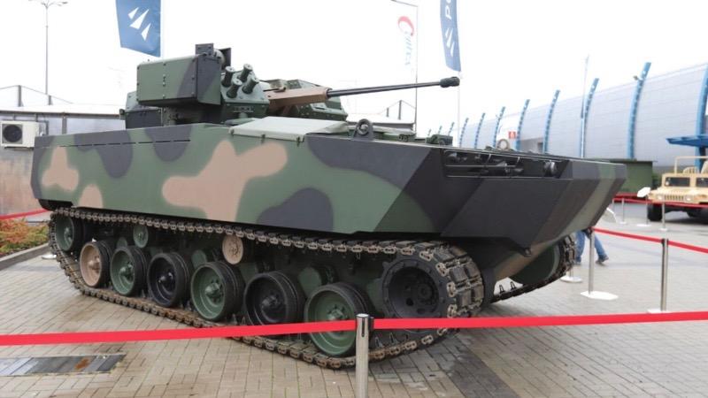 Pierwszy i potencjalnie najbardziej atrakcyjny, to zastosowanie wieży będącej już na uzbrojeniu Wojska Polskiego lub mającej wejść do służby w najbliższym czasie.
