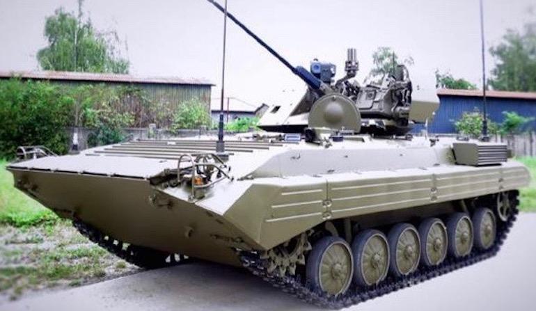 znanych jako BWR-1S) wymieniają stare uzbrojenie na nowe wieże bezzałogowe. Są to krajowe moduły bezzałogowe Turra-30.