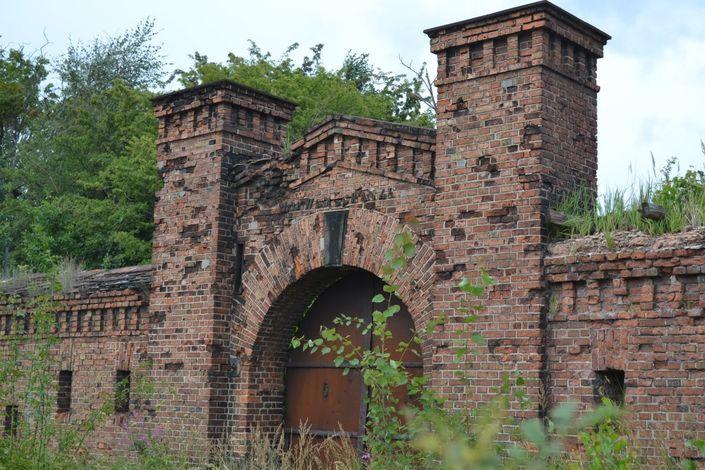 obiektów. Być może będzie nawet konieczne rozminowanie.