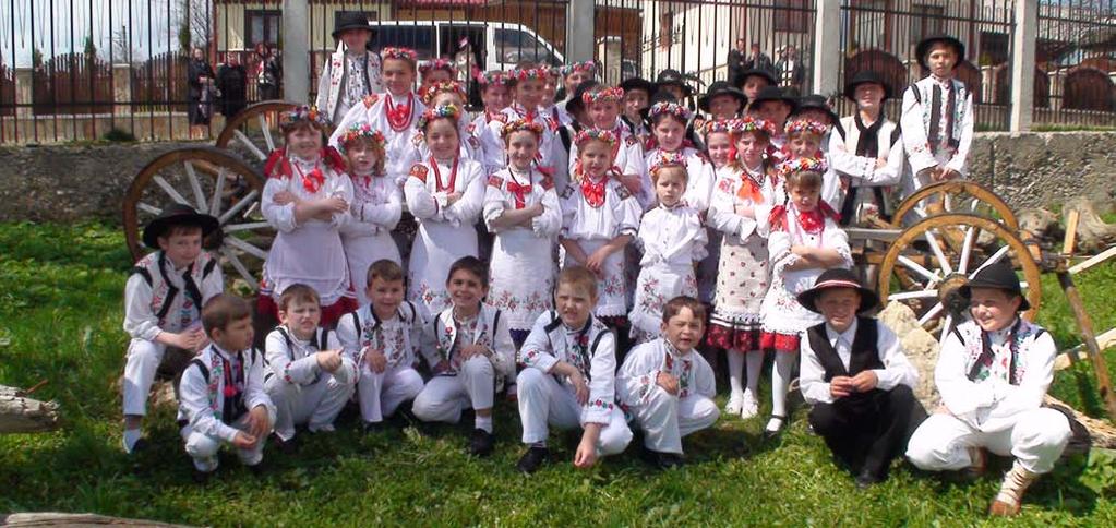 Ponieważ Sołonczanka tańczy swój rodzimy folklor, było to nasze wspólne wyzwanie moje i tancerzy, aby przygotować program polskich tańców narodowych i ludowych.