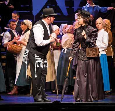 WYDZIAŁ III WOKALISTYKA specjalności: ŚPIEW SOLOWY kształci artystów w zakresie wokalno-aktorskim, przygotowuje do pracy solistycznej w teatrach operowych i muzycznych oraz estradowej w zakresie