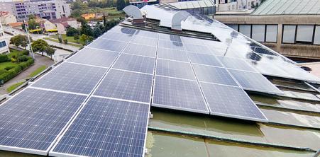 AKTUALNO OBNOVLJIVI IZVORI ENERGIJE TREĆA SOLARNA ELEKTRANA OTP BANKE OTP banka je predana realizaciji projekata iz područja poticanja razvoja korištenja obnovljivih izvora energije, što pokazuje i