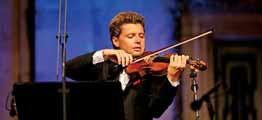 Petrit Çeku za zajednički recital održan 5. listopada u Župnoj crkvi Sv. Anastazije. Bio je to koncert na 36.