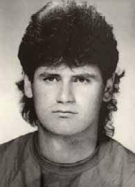 56. samostalni bataljun ZNG Kutina SINI[A COHA Ro en 17. 02. 1963. Kutini gdje je i `ivio. Roditelji majka Marija i otac Ivan. O`enjen, supruga Snježana. Pripadnik 56.