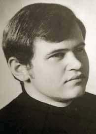 Posljednje po~ivali{te na groblju u selu Janja Lipa. MIJO MARINOVI Ro en 01. 01. 1952. u selu Janja Lipa. Roditelji majka Sofija i otac Mato. @ivio u selu Janja Lipa.