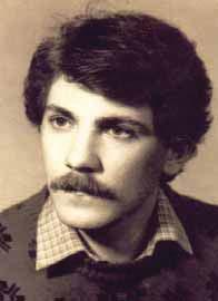 @ivio je nevjen~ano s Marijom Krsmanovi} s kojom je imao sina Ivana. Po struci je monter centralnog grijanja, SSS. Bio je zaposlen u Elektrometal Bjelovar. Pripadnik oklopno-mehanizirane bojne 105.