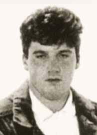 51. samostalna bojna Vrbovec DAMIR RUBEN^I] Ro en 15. 07. 1968. u Zagrebu od majke Dragice i oca Stjepana. Osnovnu i srednju {kolu zavr{io u Vrbovcu.