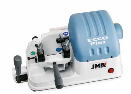 ECCO PLUS Máquina semiautomática para a duplicação de chaves planas para fechaduras de cilindro e para veículos, chaves cruciformes (em cruz) e especiais.