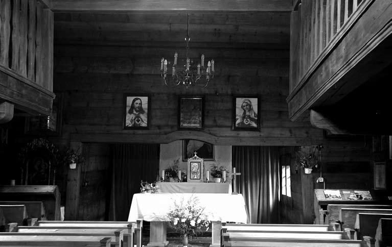 Jerzy Uścinowicz Fot. 13. Drewniana cerkiew Św. Św. Kosmy i Damiana w Kotani.