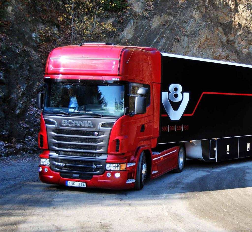 Cutia de viteze standard folosită pe motorizarea V8 este noua cutie Scania Opticruise complet automată.