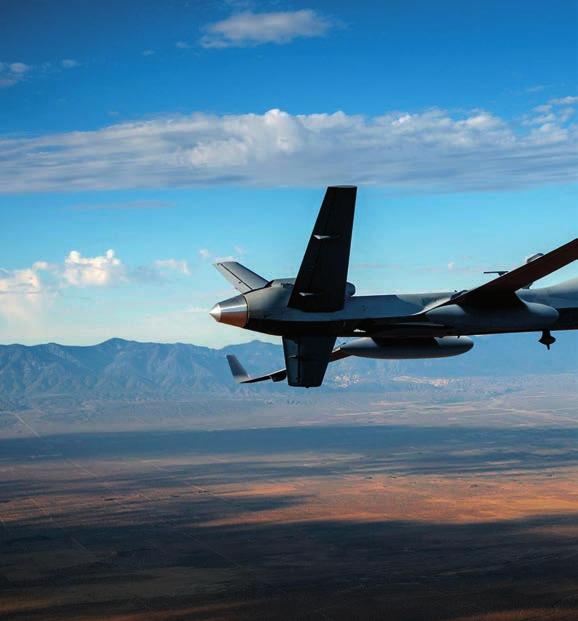 26 broj 495 / 11. ožujka 2016. VOJNA TEHNIKA // NOVOSTI Foto: GA-ASI POLETIO PREDATOR B ER Američki je General Atomics Aeronautical Systems Inc.