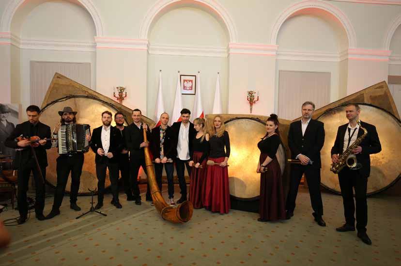 Orkiestry Wielkich Bębnów wraz z wybiciem Pulsu Niepodległości.