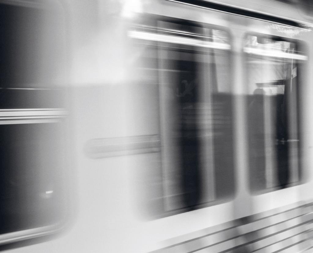 TRANSPORT PUBLICZNY Gdzie jest najbliższa stacja metra? Jak przesiąść się na niebieską linię (metra)? ОБЩЕ СТВЕННЫЙ ТРА НСПОРТ Где ближа йшая ста нция метро?
