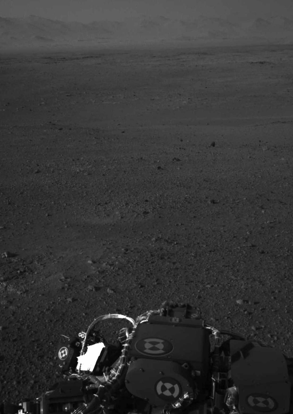 КЈУРИОСИТИ УСПЈЕШНО СЛЕТИО НА МАРС И ПОСЛАО ПРВЕ СНИМКЕ Летјелица с возилом «Кјуриосити» (Curiosity), успјешно је слетила на Марс, у једној од најамбициознијих свемирских мисија свих времена у циљу
