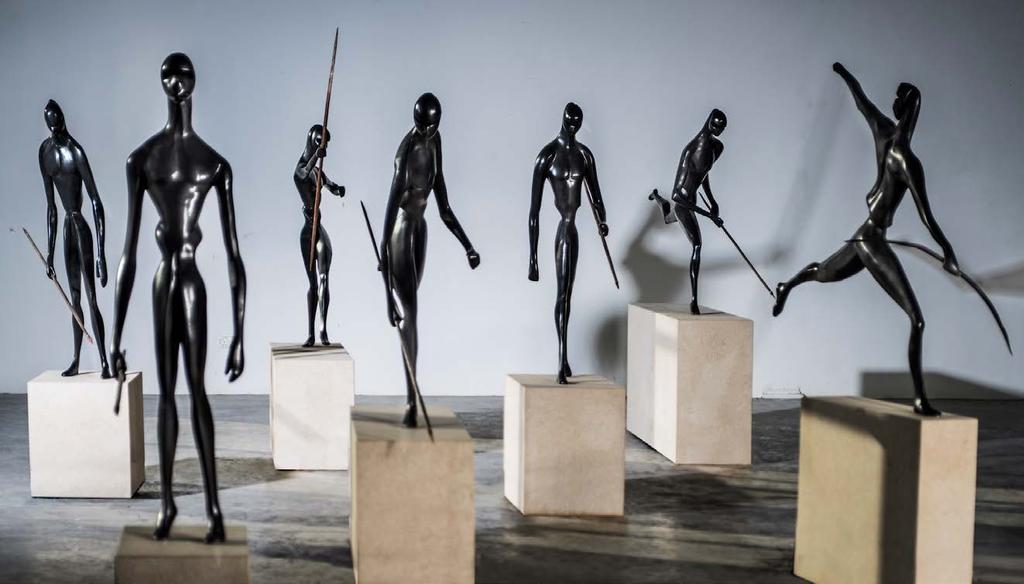 اللوتس ذات األلف بتلة. Robi Walters west-contemporary.