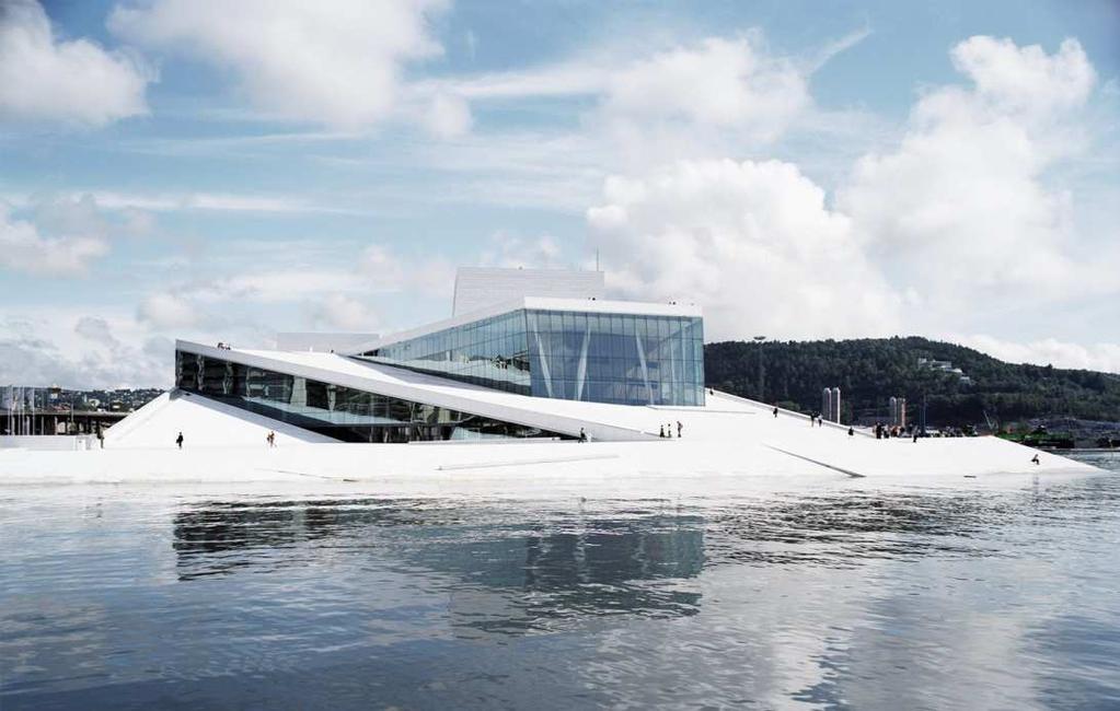 Il. 1. Gmach opery w Oslo, Norwegia, 2008 rok, arch. Snøhetta.