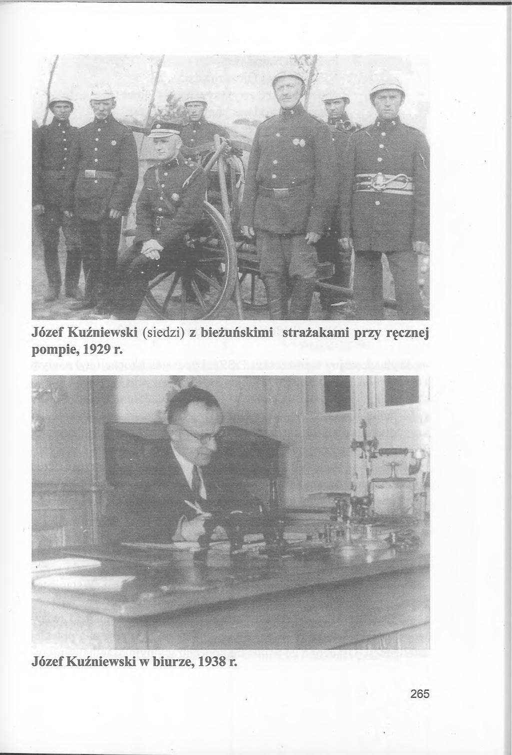 Józef Kuźniewski (siedzi) z bieżuńskimi strażakami przy
