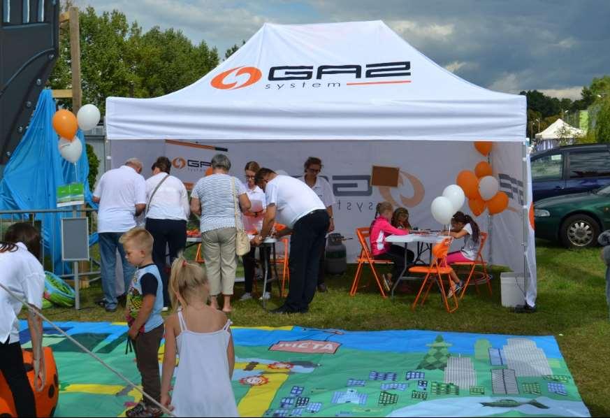 młodzieży, organizacja stoisk informacyjnych podczas wydarzeń lokalnych, ulotki informacyjne,