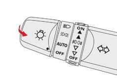 Oświetlenie i widoczność Przełącznik oświetlenia Oświetlenie główne Poszczególne światła przednie i tylne pojazdu służą do stopniowego dostosowania oświetlenia do warunków pogodowych oraz zapewniają