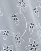 A B 11695 A: Lambrekin haftowany na tkaninie elanobawełnianej Embroidered valance on
