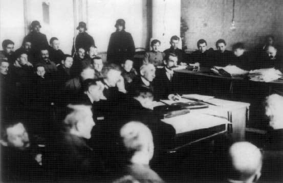 14 KRAÐTO APSAUGA POW (Polska Organizacja Wojskowa) sąmokslininkų teismas 1920 m. gruodžio 14 20 d.