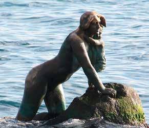 Jalta lähedal Mishoris asub ranna lähedal vees kuju, mida tuntakse Mishori merineitsi nime all.