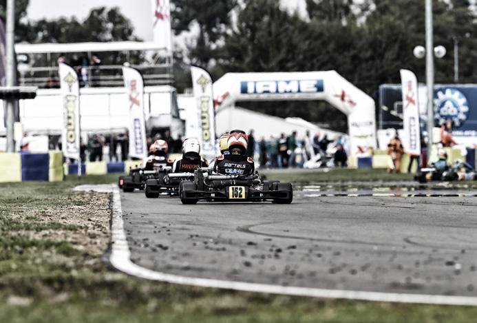 pedałów. Nic bardziej mylnego - karting umożliwia wszechstronny rozwój każdemu, kto zdecyduje się spróbować swoich sił.