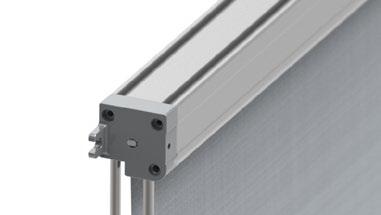 SRT 42 Self-kept guide rails chain operated SRT 42 Prowadnice prętowe samonośne sterowanie łańcuszkowe Developed to protect against direct sunlight, for cabin of the driver (machinist) of electric