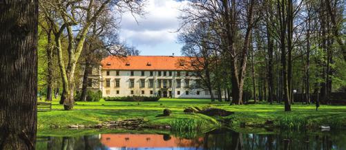 Zespół kościelno-klasztorny pod wezwaniem Nawiedzenia Najświętszej Marii Panny Tworzą go dwa odmiennie stylistycznie kościoły: stary z początku XVII w. i nowy z przełomu XIX i XX w.
