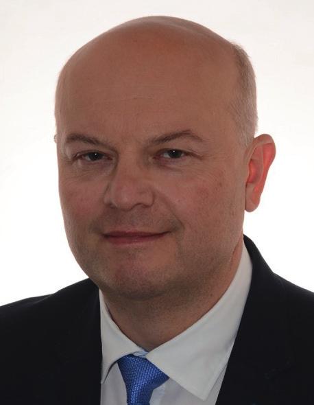 Foreword Szanowni Państwo, wszelkie uszkodzenia ręki i nadgarstka, stawiają przed operatorami wyzwania natury zarówno medycznej jak i technicznej.